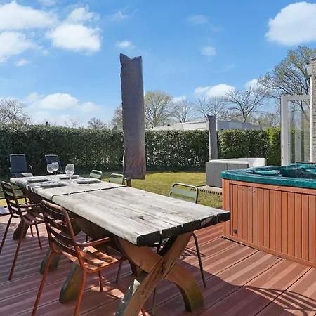 Linde 5 - Klepperstee Ouddorp Met Jacuzzi - Not For Companies